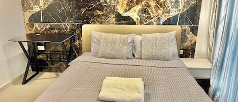 1 bedroom, Internet, bed sheets