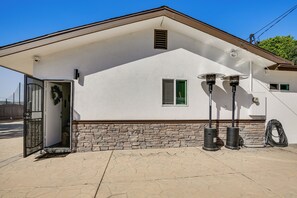 Exterior - Pet Friendly, Private! Bonita Unit w/ Outdoor Pool (Bonita)
