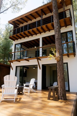 Terrace/patio - Escápate al Bosque · Villa Completa · Piscina · BBQ · Hasta 12 Huéspedes (Jarabacoa)