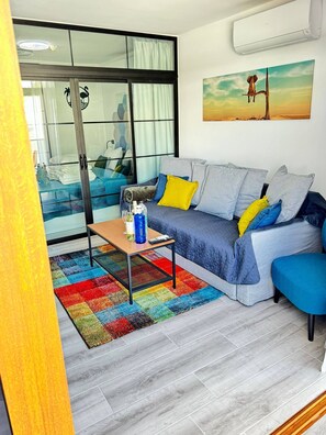 TV, stereo - Modern premium apartment near CCYumbo (Maspalomas)