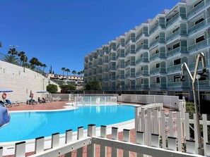 Pool - Modern premium apartment near CCYumbo (Maspalomas)