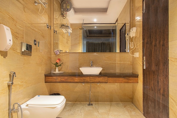Chambre Simple, vue montagne | Salle de bain