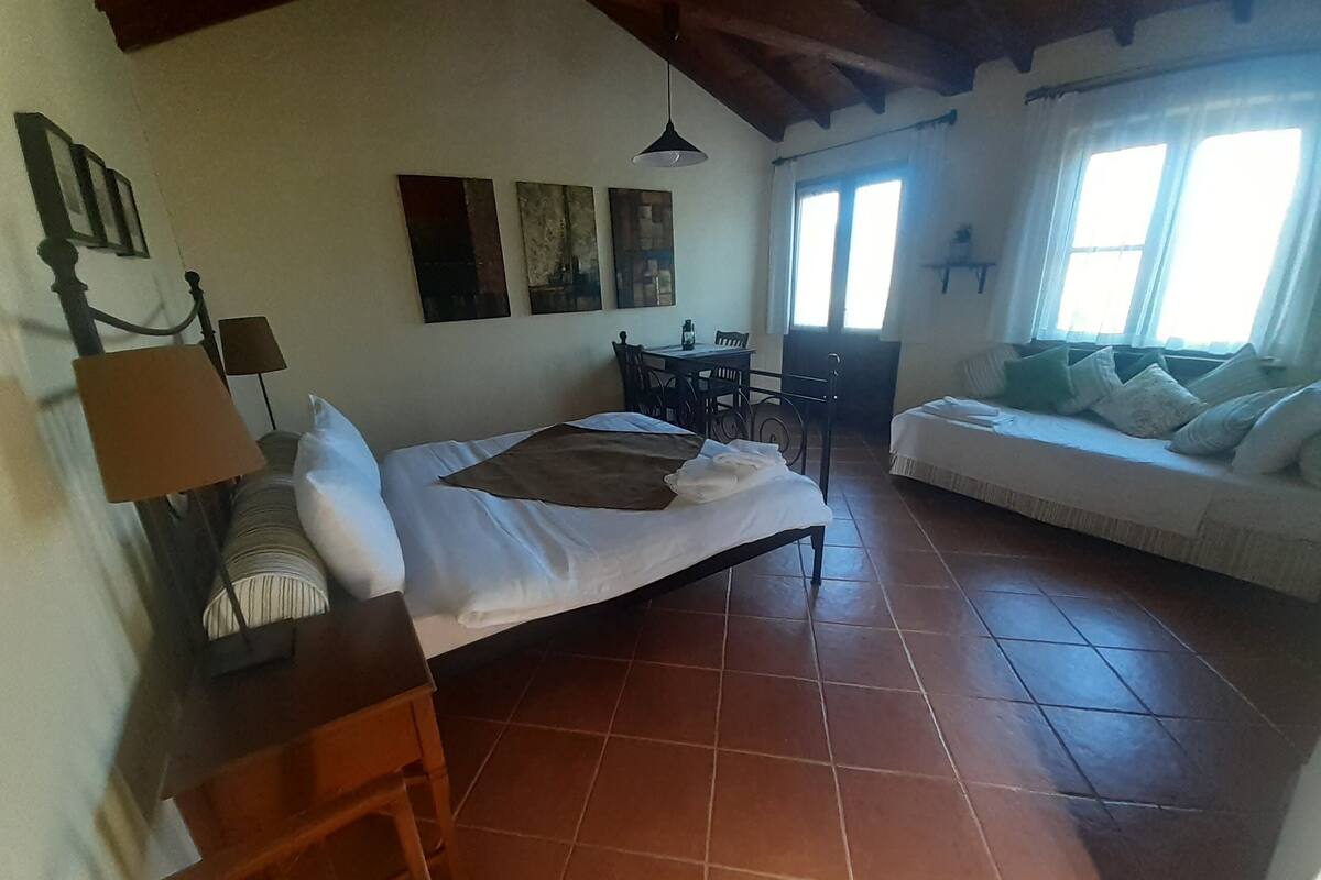 Superior Double Room, Garden View