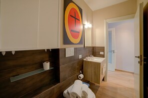 Standard Apartment, Multiple Bedrooms (Archi Home Lecce In Town Centre) | Bathroom - Archi Home Lecce In Town Centre (Lecce)