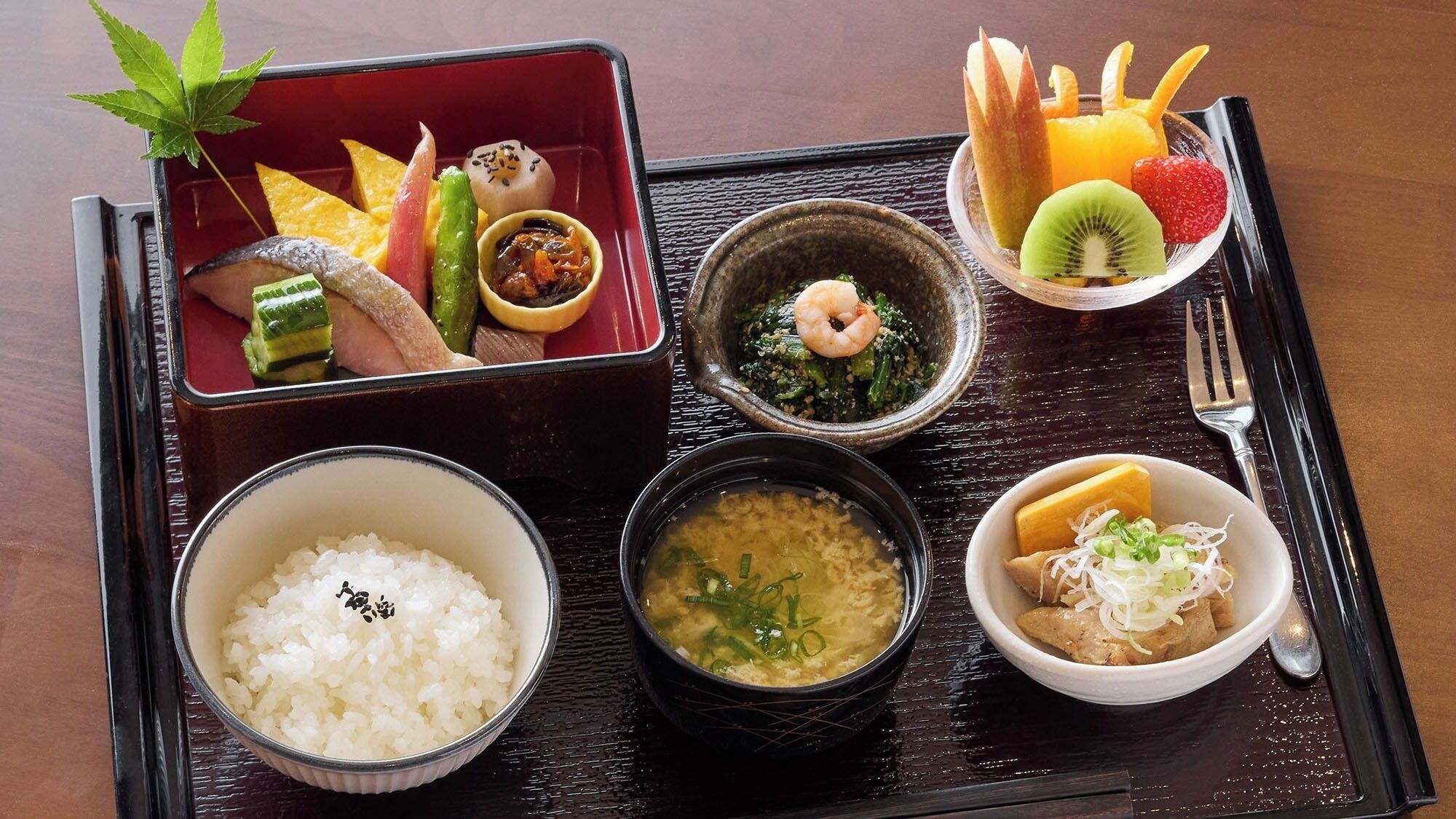 餐飲