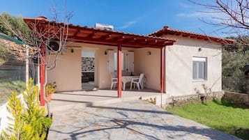 House, Garden View | Exterior