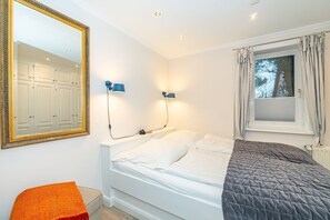 1 bedroom, iron/ironing board, WiFi, bed sheets - Ferienliebe Hygge Hüs - Hygge Hüs. - Only 550 m to the sandy beach. With terrace & (Wenningstedt-Braderup (Sylt))