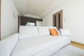 TV - 8 minutes by car from Chitose Airport 2 free park / Chitose City Hokkaidō (Chitose City)