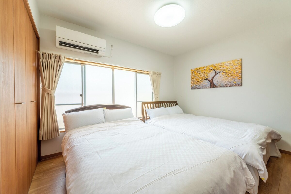 Host profile image