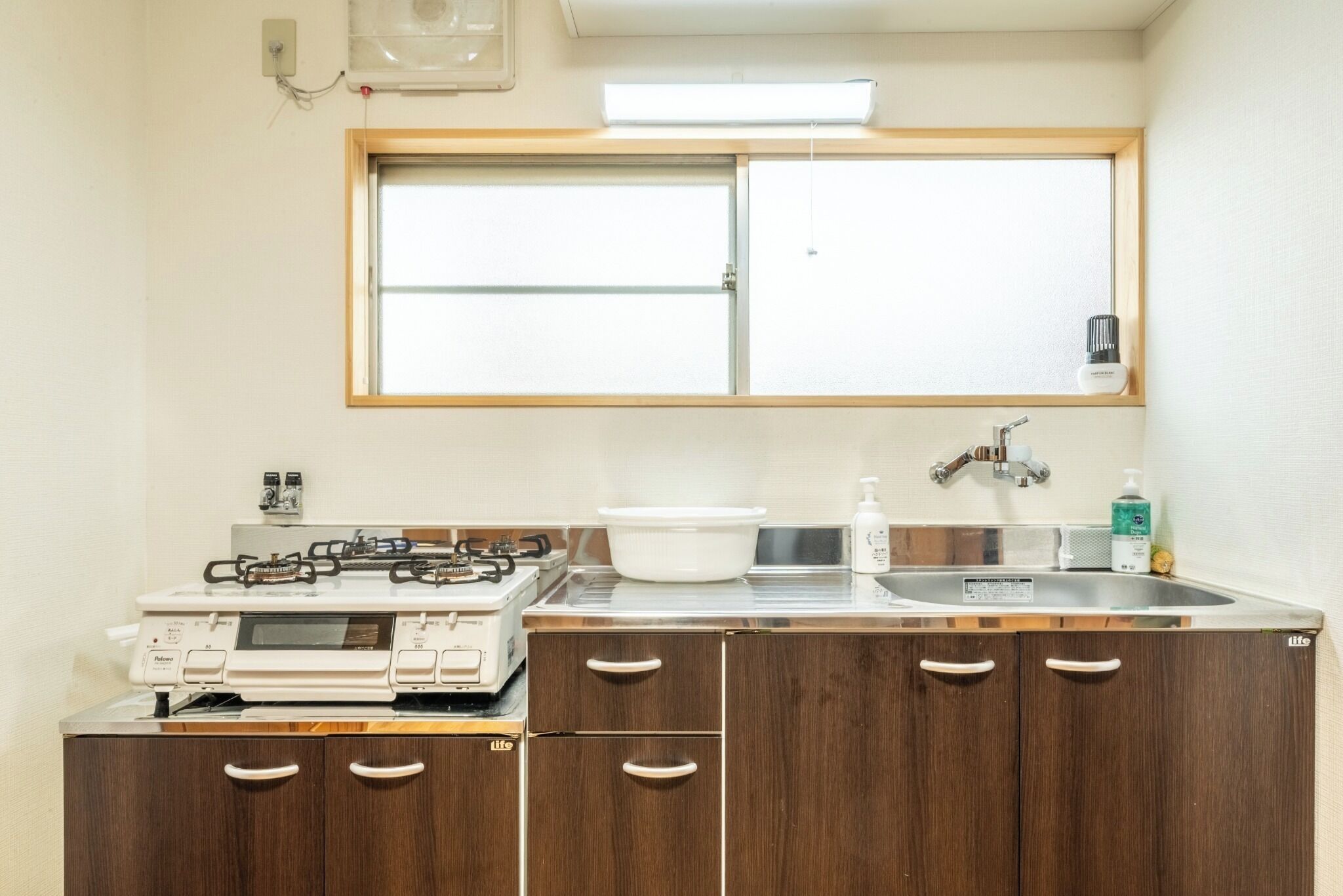 雪櫃、微波爐、爐具、廚房用具/餐具/器皿