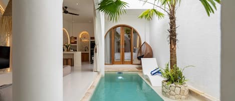 Basic Villa | Pool