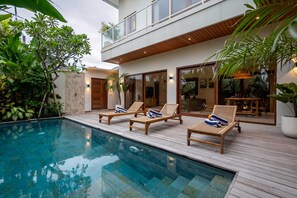 Nhà cơ bản | Hồ bơi | Hồ bơi ngoài trời 