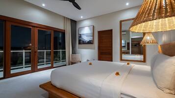 Basic House | 3 bedrooms, desk, laptop workspace, iron/ironing board