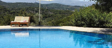 Piscine extérieure