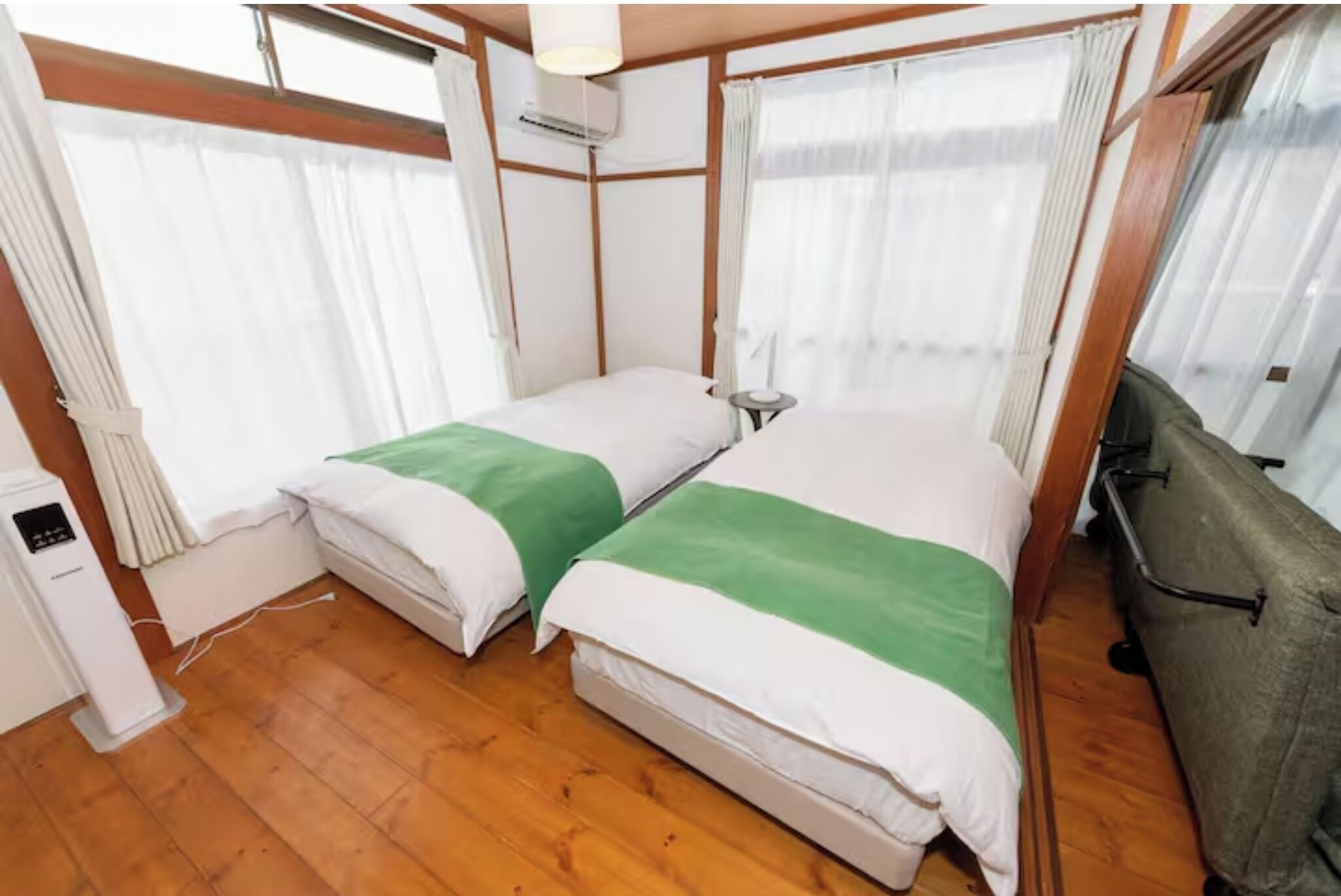 Desk, free WiFi, bed sheets