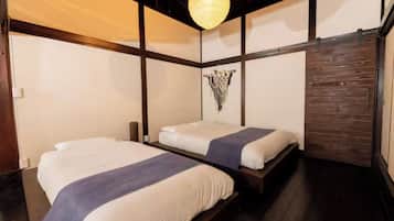 Desk, free WiFi, bed sheets
