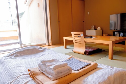 Nonsmoking Tatami room with free BK 3 ppl / Ochi District Shimane