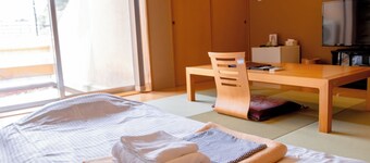 Nonsmoking Tatami room with free BK 3 ppl / Ochi District Shimane