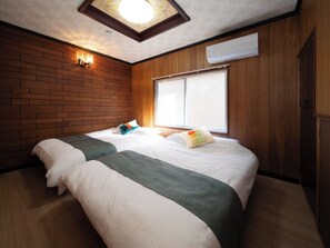 Desk, bed sheets