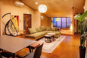 Interior - This 4LDK apartment can accommodate up to 15 guest / Sumida Ward Tokyo (Sumida Ward)