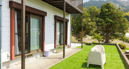 Private house rental suitable for group stays ma / Nishiusuki District Miyazaki
