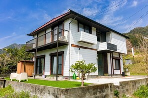 Exterior - Private house rental suitable for group stays ma / Nishiusuki District Miyazaki (Nishiusuki District)
