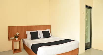 Luxury Deluxe DBL Retreat W/ Free WiFi and Parking