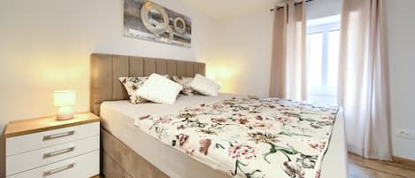 2 chambres, Wi-Fi gratuit, draps fournis