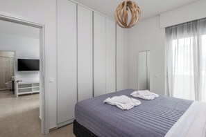1 bedroom, iron/ironing board, free WiFi, bed sheets - Getaway Apartment in Rhodes Town (Rhodes)