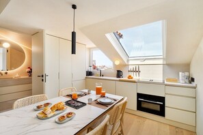 Dining - Modern Studio for Easy Everyday Living (Lisbon)