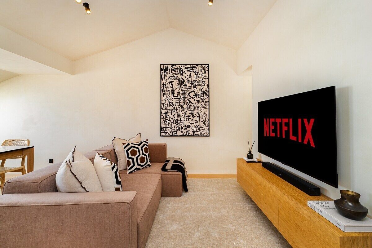 TV