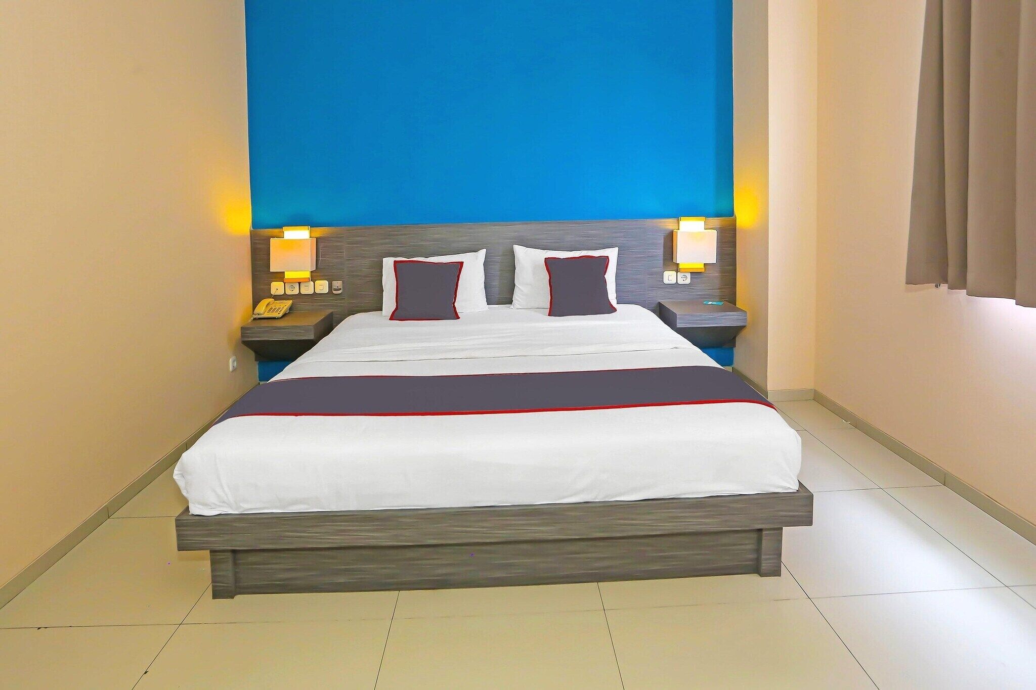 1 bedroom, desk, free WiFi, bed sheets