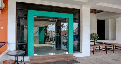 Refined Indonesia Delux Double Escape w/ Free WiFi