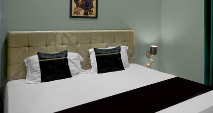 Refined Indonesia Delux Double Escape w/ Free WiFi