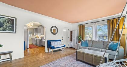 Spacious Home for 7 with BBQ and Fenced Yard