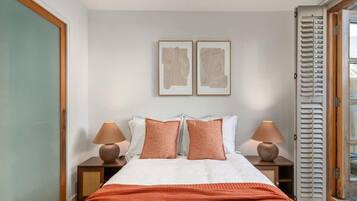 Apartment | 1 bedroom, iron/ironing board, bed sheets
