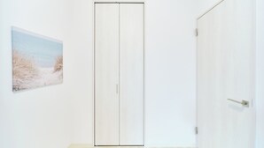 Apartment, Non Smoking (202,C)