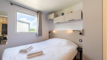 3 bedrooms, WiFi (free)