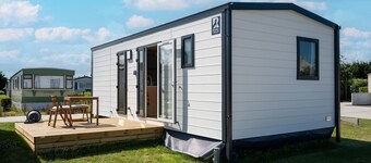 Charmante caravane avec terrasse pour 6