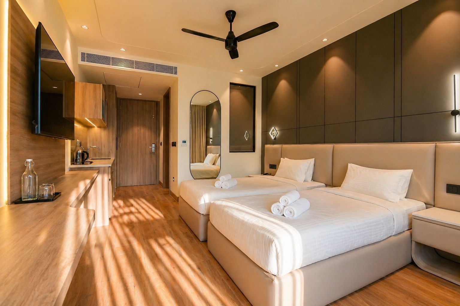 Superior Room, 2 Single Beds | Desk, laptop workspace, blackout curtains, soundproofing