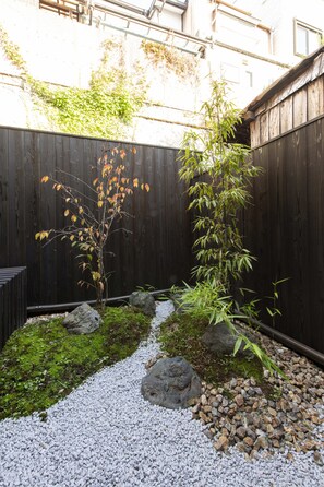 Standard House, Patio, Courtyard View | Kawasan hartanah