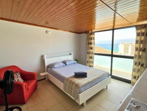 Dorade Double Room – Cozy Stay at Alto do Fortim B&B