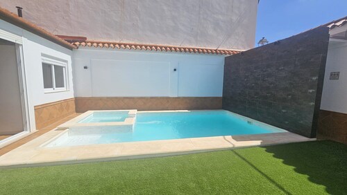 Villam Rodericus & Nicolaus Guesthouse