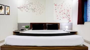 1 chambre, bureau, draps fournis