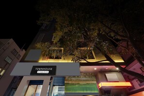 Exterior - Single RoomQ Rooms BTM Layout (Bangalore)