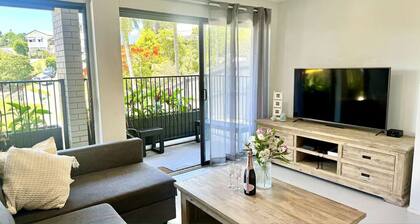 Sun Sand and Suite Dreams - 2-br suite w/large bathroom in Tugun, pet-friendly!