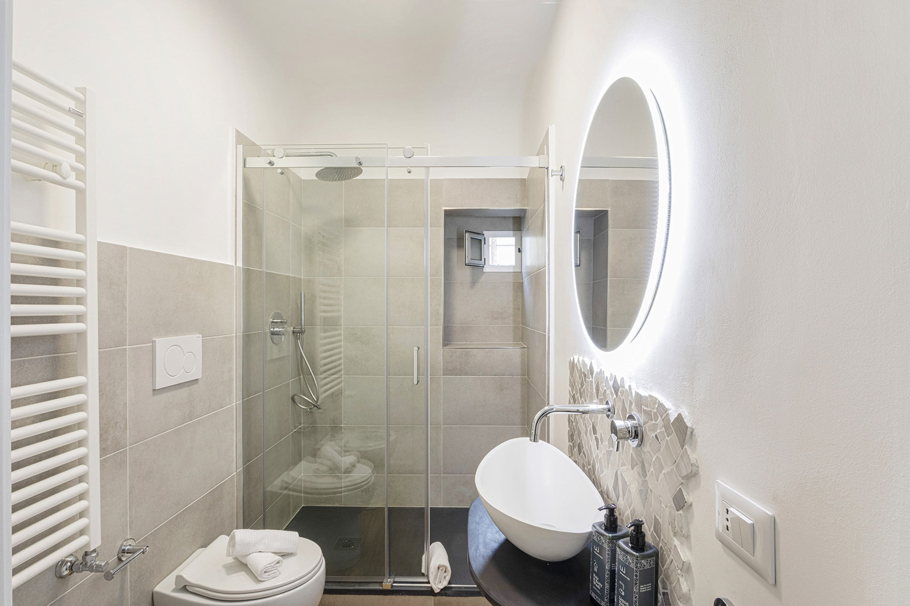 House | 1 bedroom