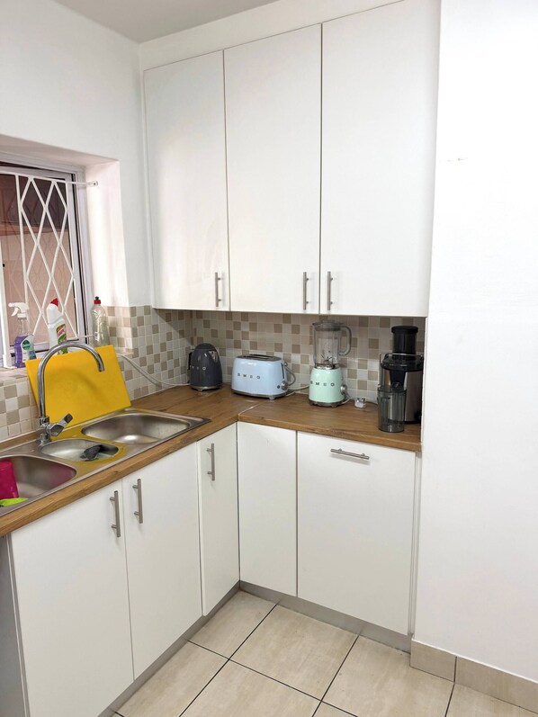 Gemeinsamer Schlafsaal, 2 Schlafzimmer, barrierefrei, Raucher | Innenbereich