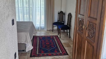 Double Room, Valley View | Interior