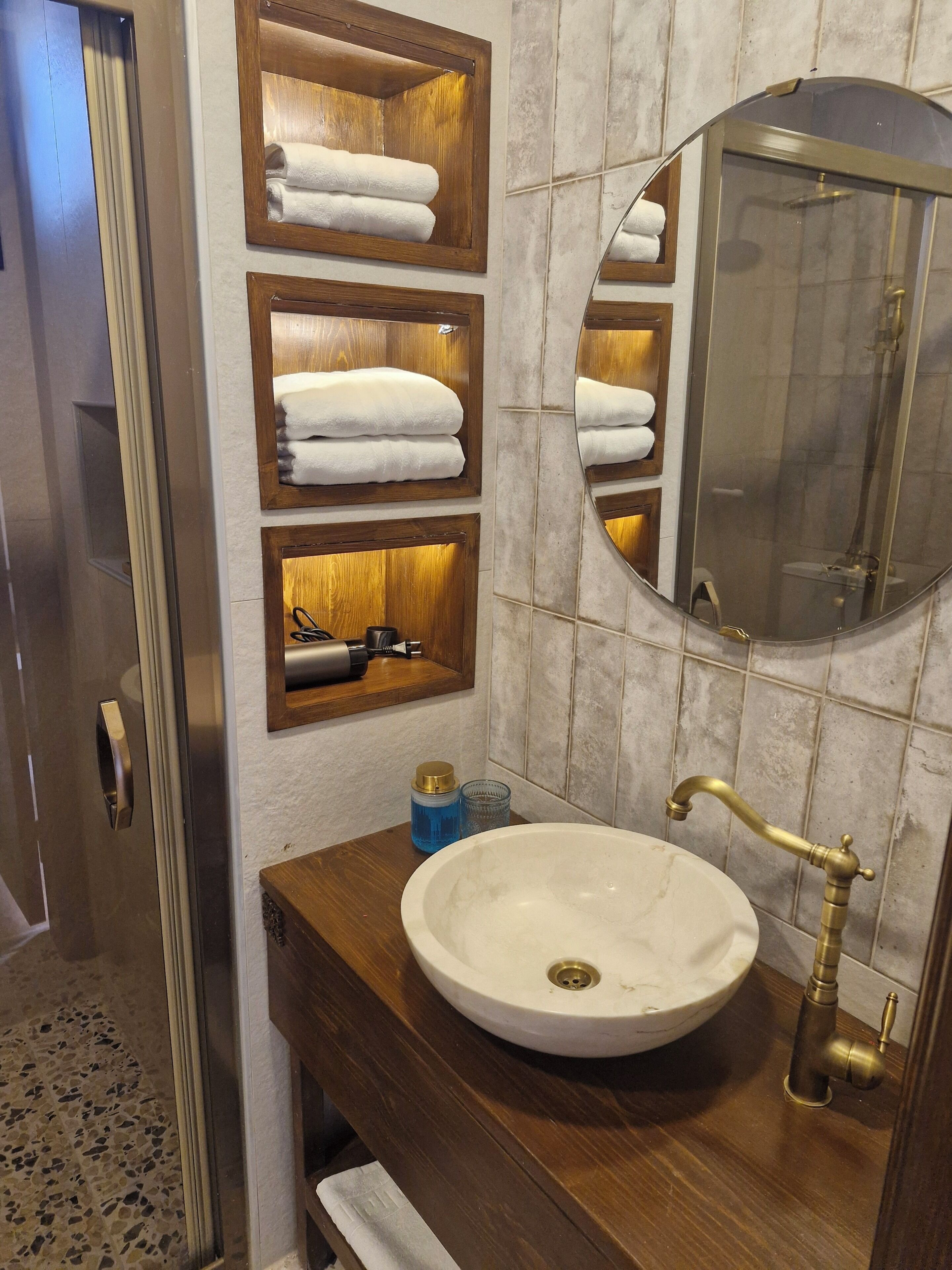 Chambre Double, vue vallée | Salle de bain